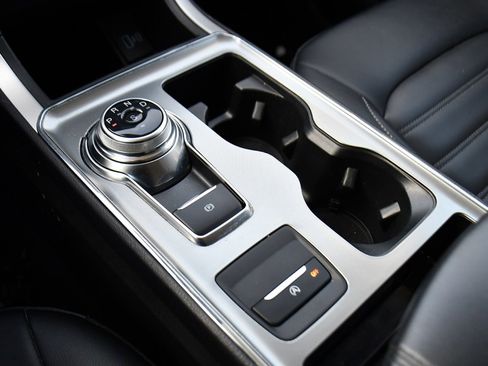 Used 2022 Ford Edge SEL w/ Convenience Package image 31