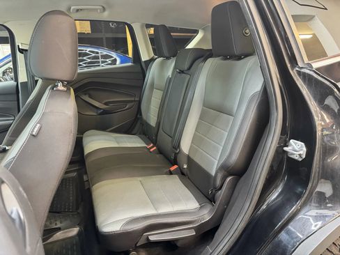 Used 2016 Ford Escape SE image 15