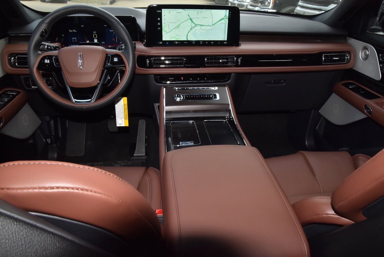 New 2027 Lincoln Aviator Reserve AWD/4WD image 17