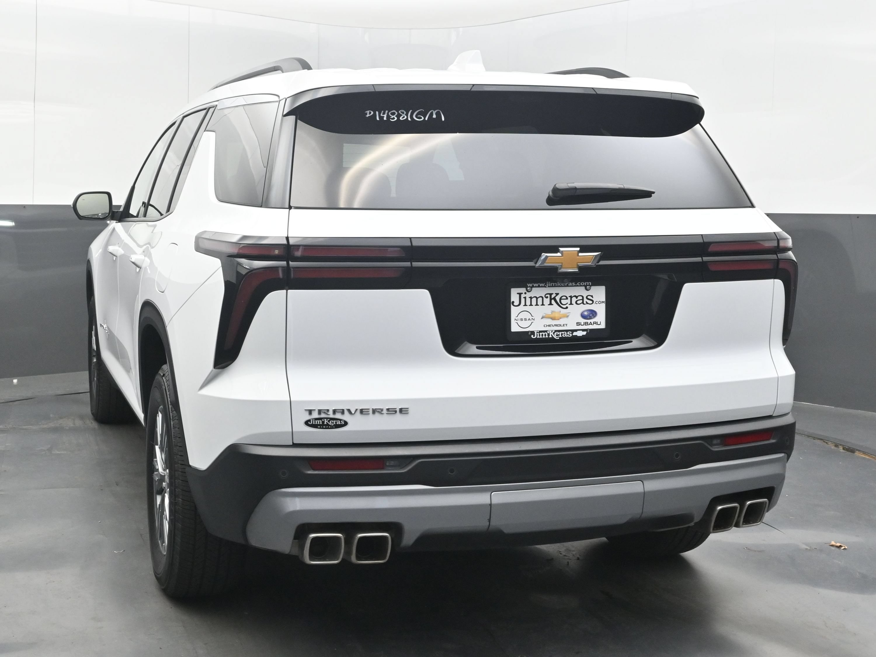 Certified 2026 Chevrolet Traverse LT w/ Driver Confidence Package FWD image 8