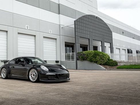 Used 2014 Porsche 911 GT3 RWD image 6