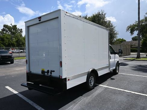 New 2025 Chevrolet Express 3500 w/ Power Convenience Package RWD image 5