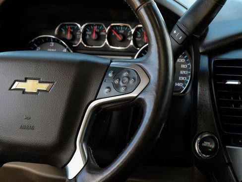 Used 2017 Chevrolet Tahoe LT w/ LT Signature Package image 16