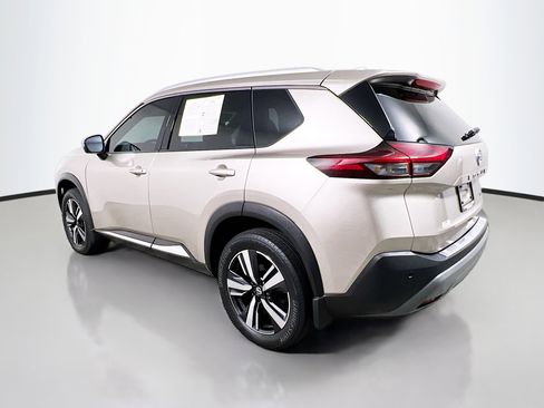 Used 2021 Nissan Rogue SL w/ Premium Package FWD image 8