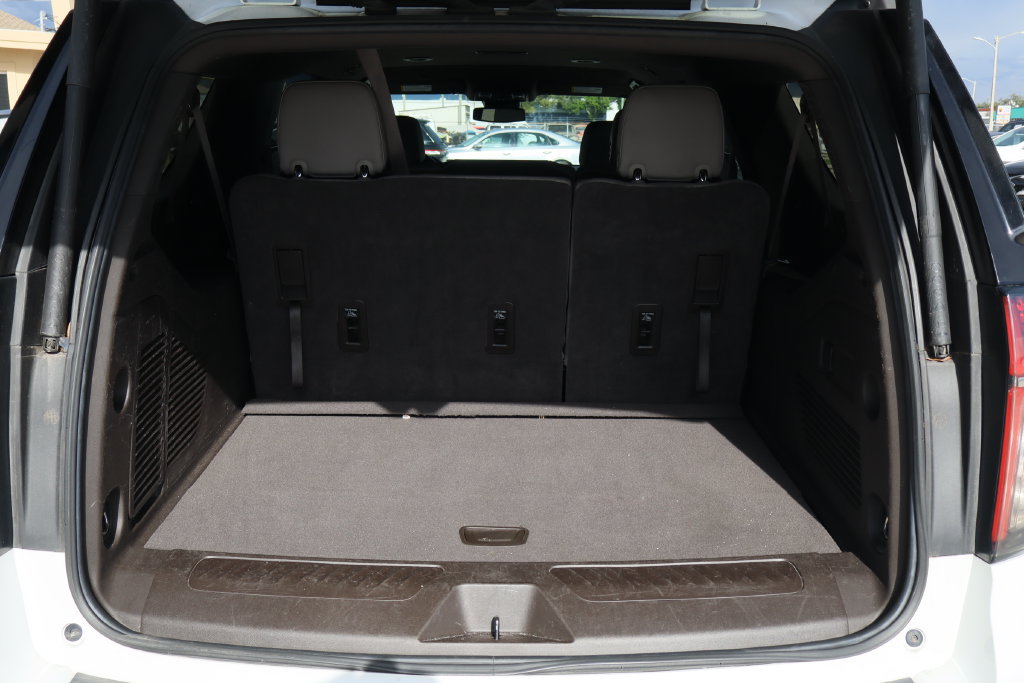 Certified 2024 Chevrolet Suburban LT RWD image 26