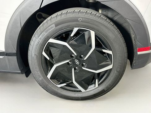 Used 2024 Hyundai Ioniq 5 SEL RWD image 11