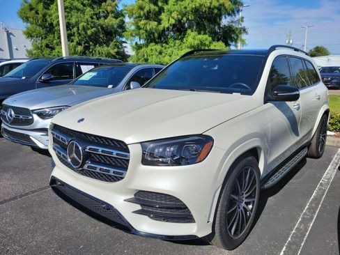 Certified 2023 Mercedes-Benz GLS 450 4MATIC image 1