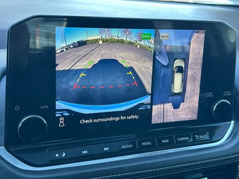 Certified 2021 Nissan Rogue Platinum image 19