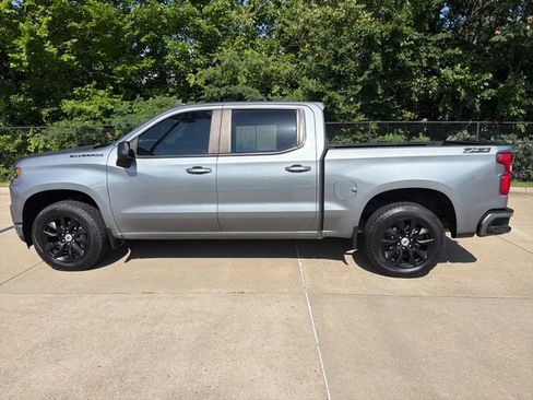 Used 2020 Chevrolet Silverado 1500 RST AWD/4WD image 2