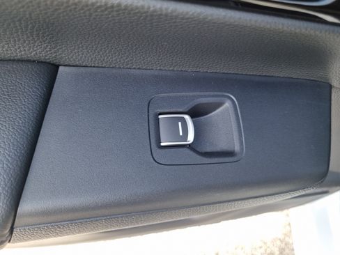 Used 2024 Honda CR-V EX-L image 16