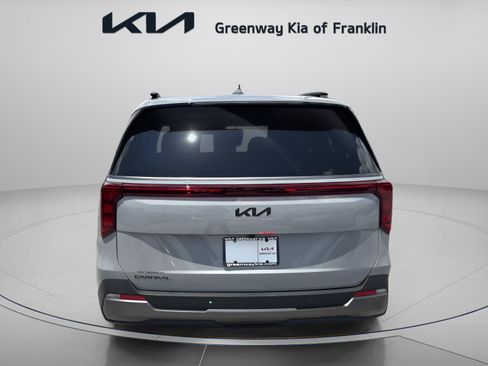 New 2026 Kia Carnival SX w/ SX Dark Edition Package FWD image 6