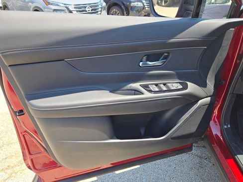 New 2025 Nissan Murano SV image 24