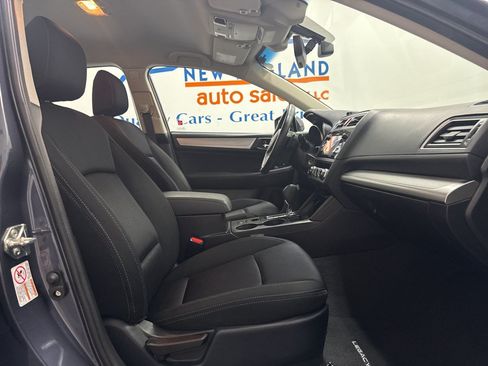 Used 2017 Subaru Legacy 2.5i Premium AWD/4WD image 17