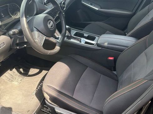 Used 2025 Nissan Sentra SR FWD image 5