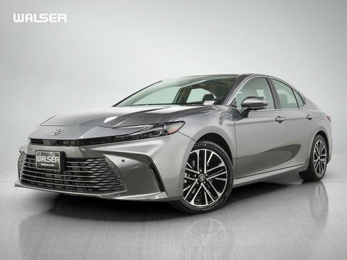 Used 2026 Toyota Camry XLE w/ Premium Plus Package AWD/4WD image 1