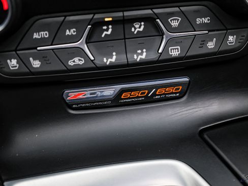 Used 2016 Chevrolet Corvette Z06 w/ 2LZ Preferred Equipment Group image 74