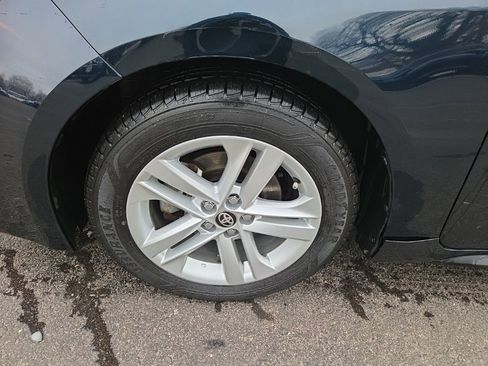 Used 2020 Toyota Corolla SE image 9