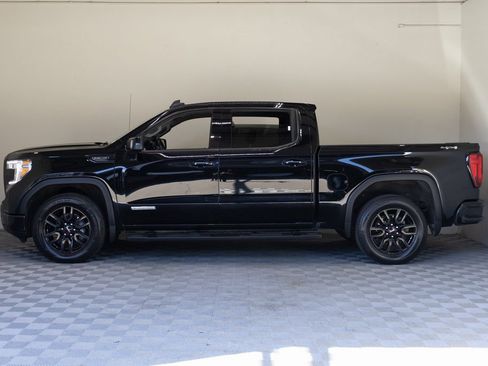 Used 2022 GMC Sierra 1500 Elevation w/ Preferred Package image 7