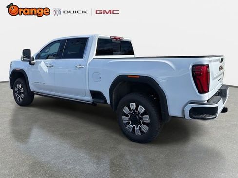New 2026 GMC Sierra 2500 Denali w/ Denali Reserve Package AWD/4WD image 5