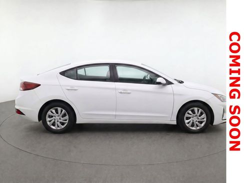 Used 2018 Hyundai Elantra SE FWD image 10