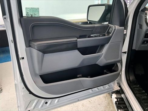 Used 2024 Ford F150 XLT image 9