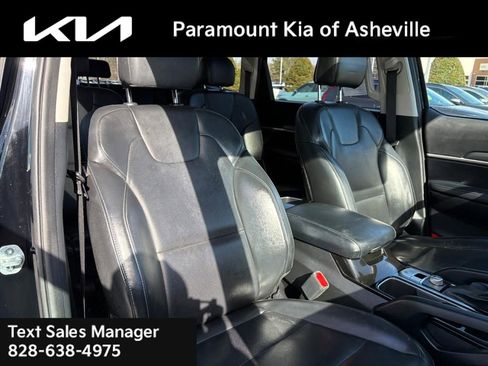 Used 2020 Kia Telluride S image 20