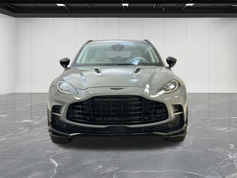 New 2025 Aston Martin DBX 707 image 12