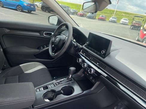 Used 2023 Honda Civic LX image 5