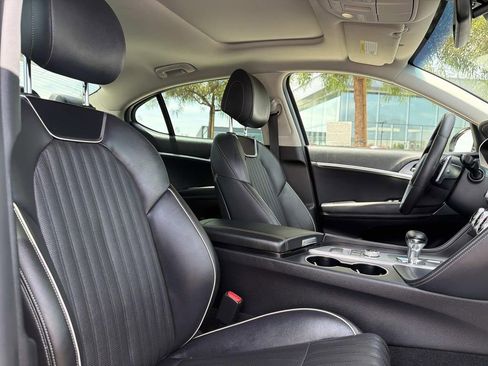 Used 2021 Genesis G70 2.0T w/ Elite Package RWD image 21
