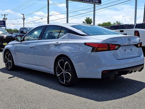 Used 2024 Nissan Altima 2.5 SR FWD image 4