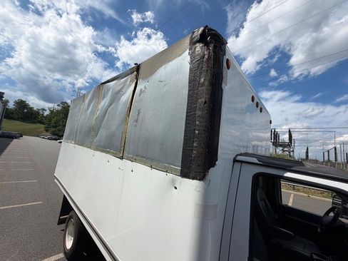 Used 2019 Ford E-350 and Econoline 350 Super Duty w/ Power Windows & Locks Group RWD image 29