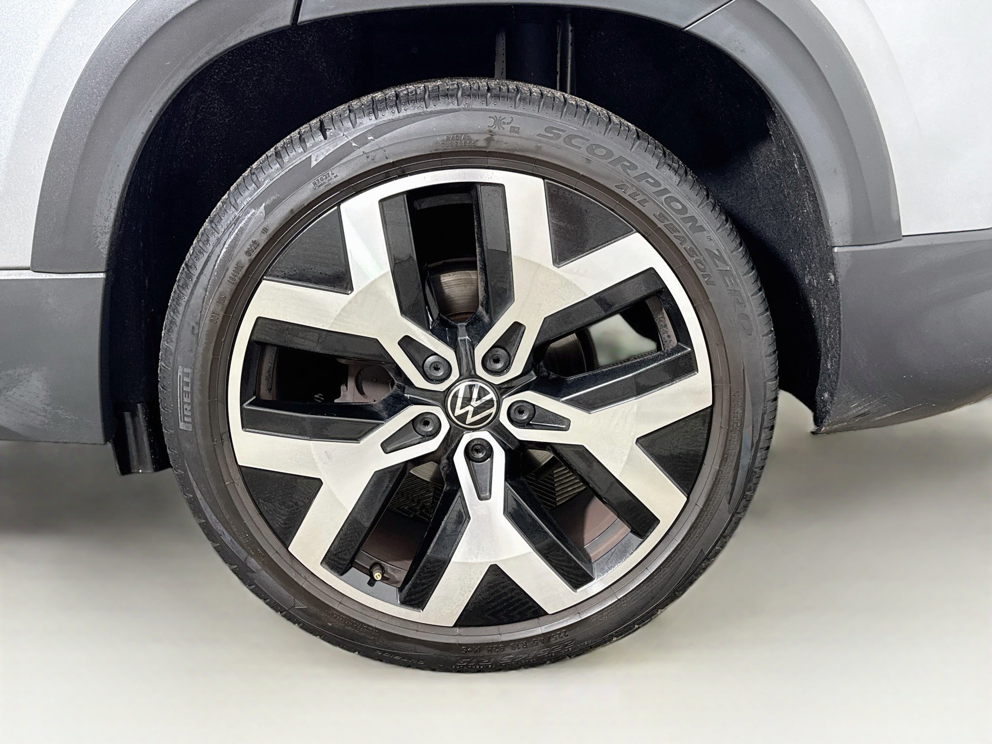Used 2023 Volkswagen Taos SEL AWD/4WD image 24