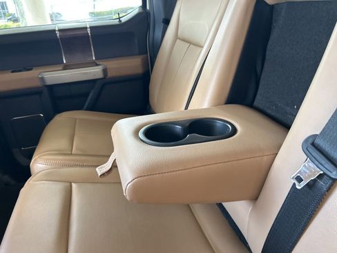 Used 2022 Ford F350 Lariat w/ Lariat Value Package image 38