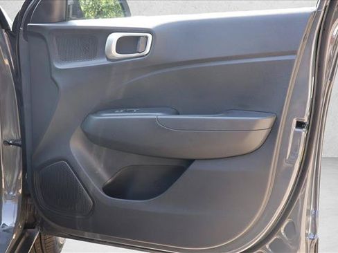 Used 2026 Hyundai Venue SEL FWD image 30