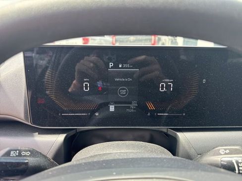 Used 2025 Kia K4 LXS image 17