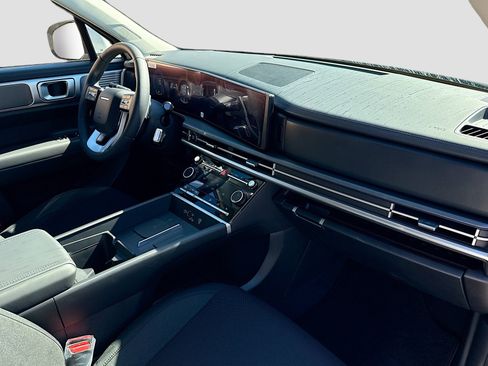 New 2026 Hyundai Santa Fe SE image 16