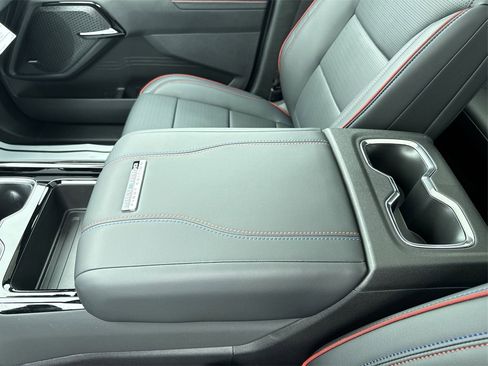 New 2024 Chevrolet Silverado EV RST image 27