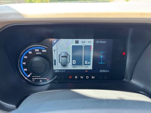 Used 2023 Ford Bronco Wildtrak image 23