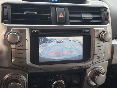 Used 2018 Toyota 4Runner SR5 image 17