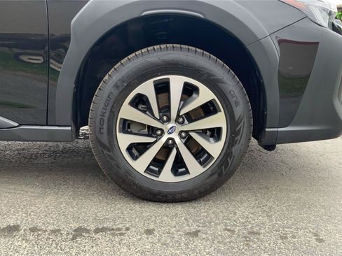 Used 2024 Subaru Outback Premium AWD/4WD image 25