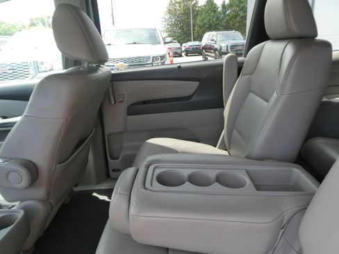 Used 2011 Honda Odyssey EX-L image 30