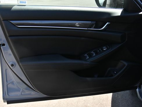 Used 2021 Honda Accord Sport image 13