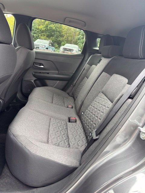 Certified 2025 Nissan Kicks SV AWD/4WD image 11