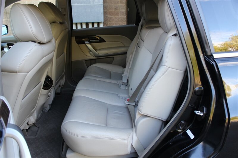 Used 2011 Acura MDX w/ Technology Package AWD/4WD image 13