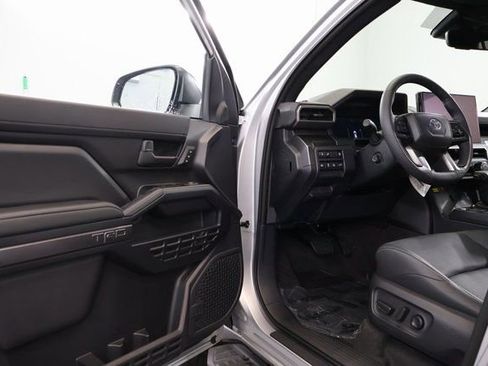 New 2025 Toyota 4Runner TRD Off-Road Premium image 8