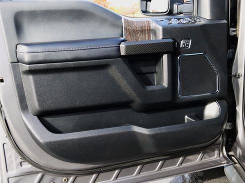 Used 2021 Ford F250 Lariat w/ Lariat Ultimate Package image 28