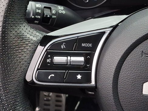 Used 2023 Kia Forte GT-Line image 21