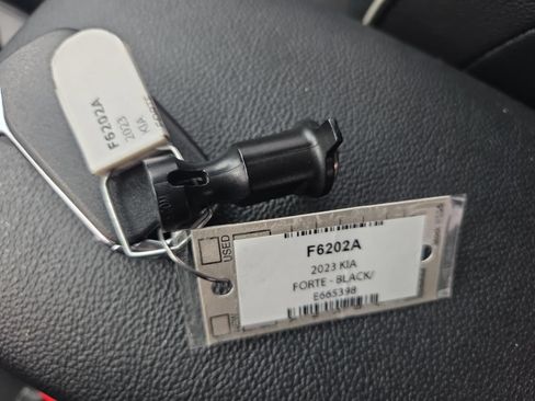 Used 2023 Kia Forte GT-Line FWD image 32