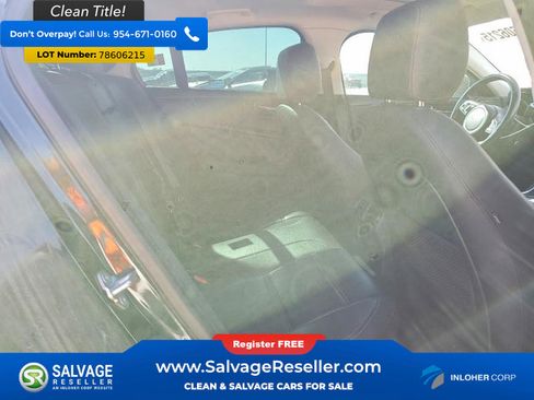 Used 2017 Jaguar XE Prestige RWD image 13