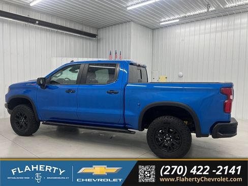 Used 2022 Chevrolet Silverado 1500 ZR2 w/ Technology Package AWD/4WD image 5